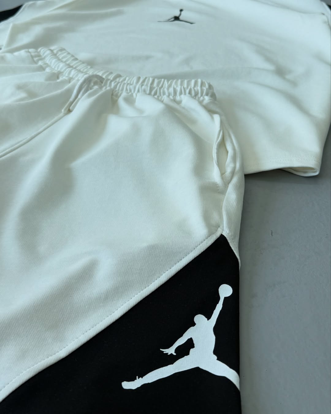 Jordan sets