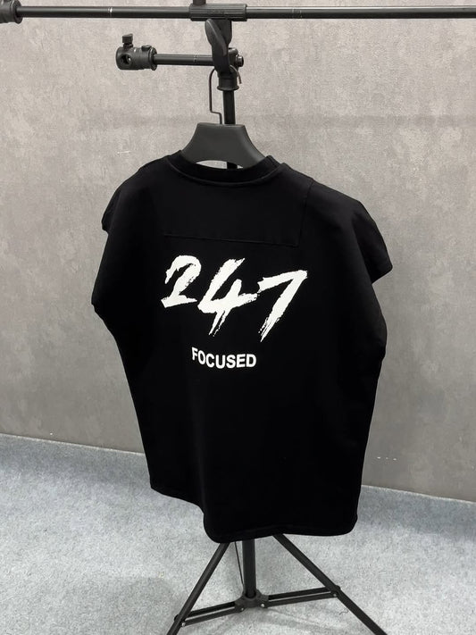 Focused tank-tops