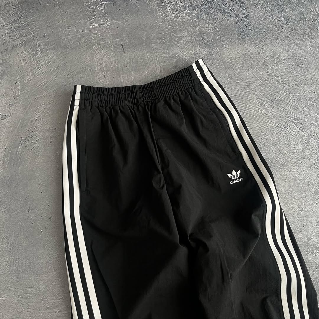 Add pants