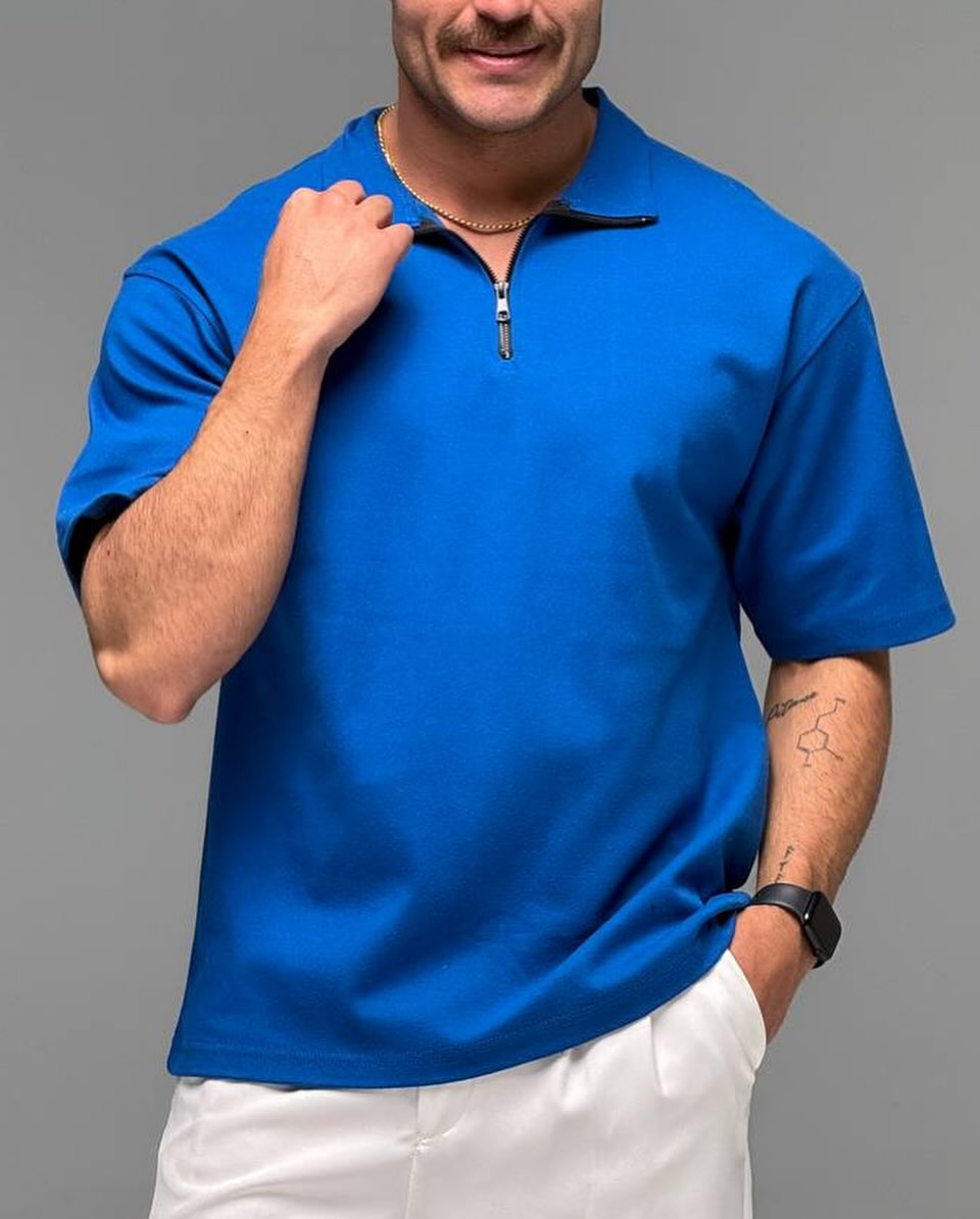 Zip-up t-shirts